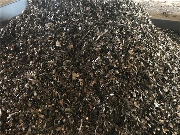 河南中再生图钢刨花粉碎机刨花粉碎机