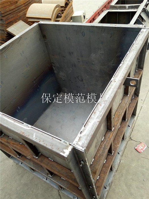 水泥检查井模具-模范模具厂-上海检查井模具