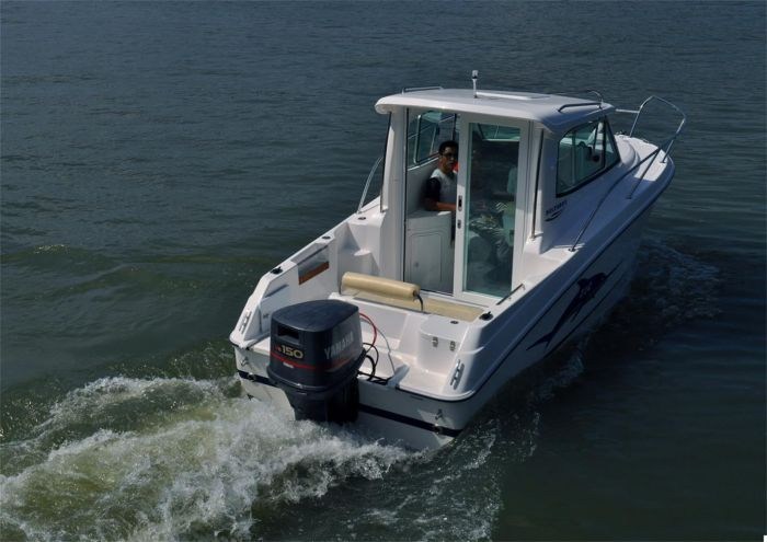 生产玻璃钢游艇途达游艇南通玻璃钢游艇