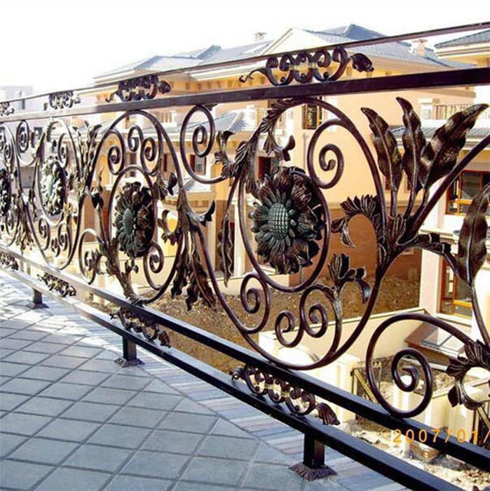 首页 供应信息 建材 栏杆 金属栏杆 > 连州铁艺护栏|铁艺护栏|皇冠